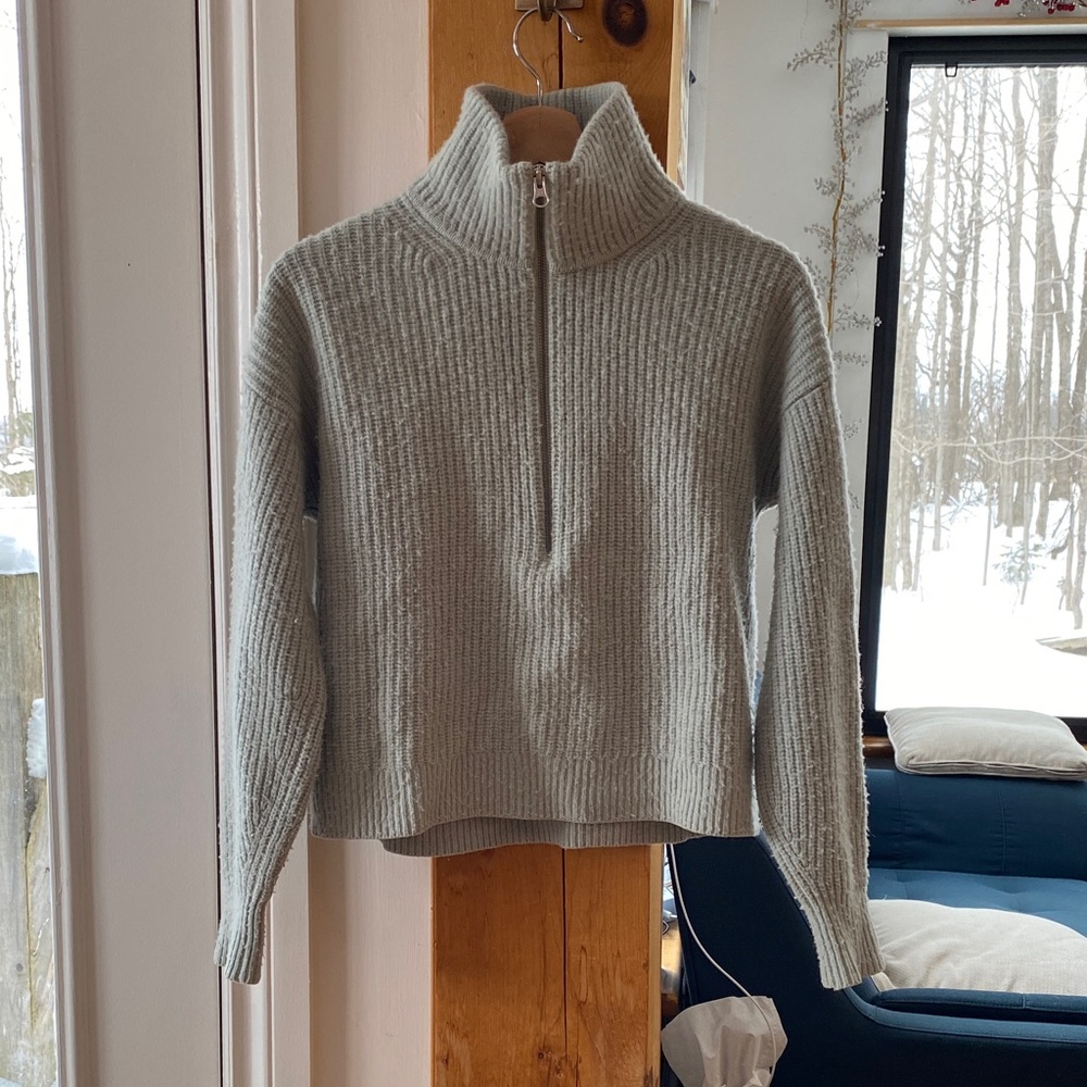 Everlane 100% felted merino wool Women's Half-Zip Sweater - light blue - small